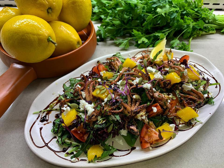 Food by Barista vs Chef